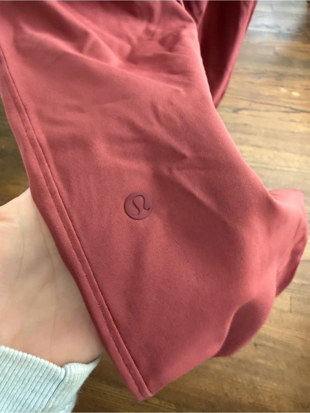 Womens Lululemon On the Fly Jogger 28